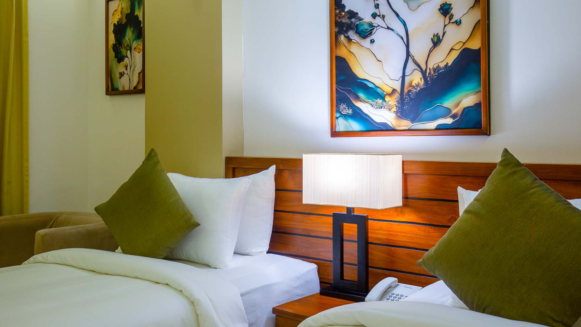 Deluxe Twin Room