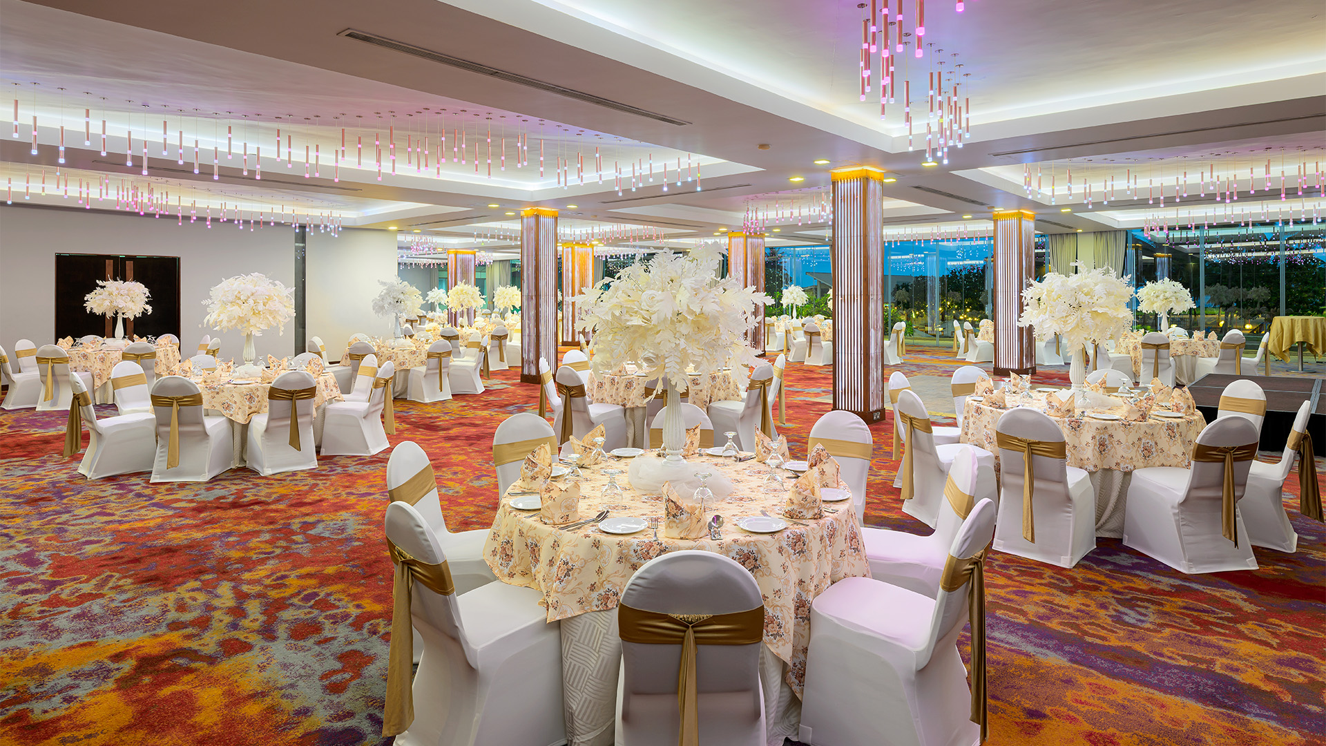 INDOOR WEDDING VENUES